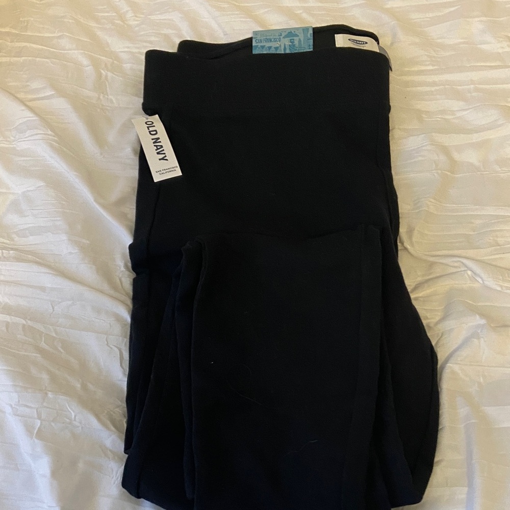 4 pairs of Old Navy Black Leggings size Large NWT
